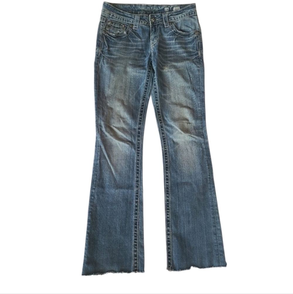Miss Me Light Blue Double Stitch Low Cut Boot Cut Jeans Frayed Hems Size 28